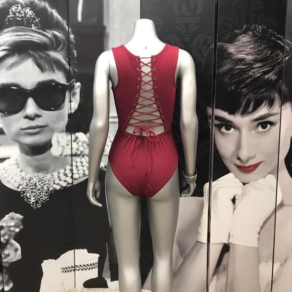 💥Firm💥NIP!! Lace Up Bodysuit - Picture 2 of 4