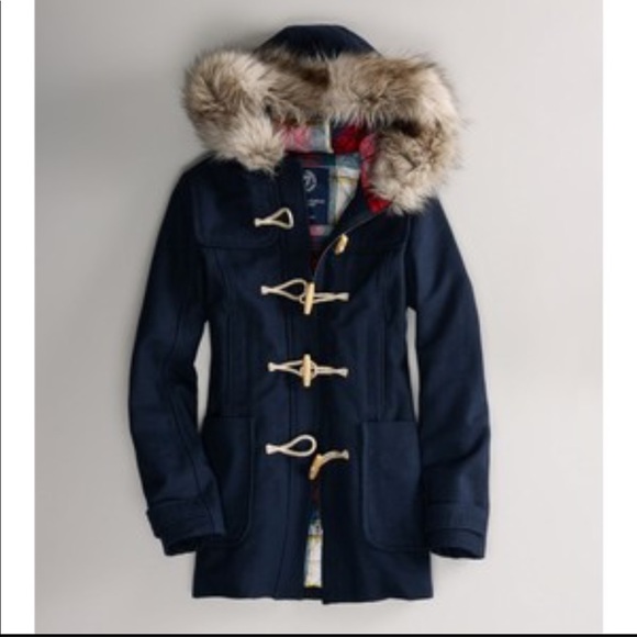 American Eagle Outfitters Jackets & Blazers - American eagle toggle button pea coat with fur