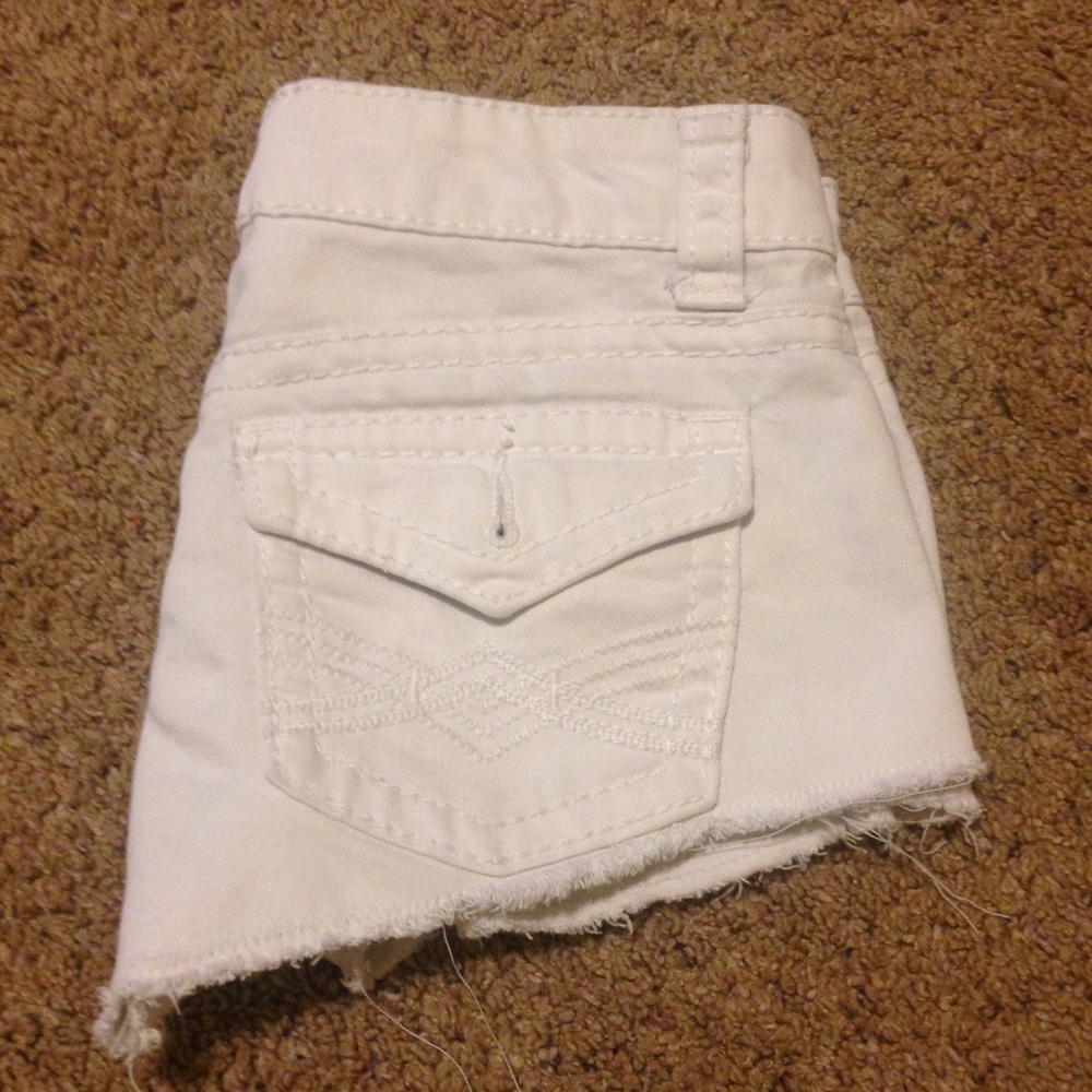 Shorts - Picture 2 of 2