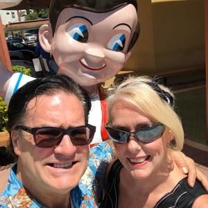 Meet your Posher, Troy