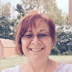 Meet your Posher, Deb
