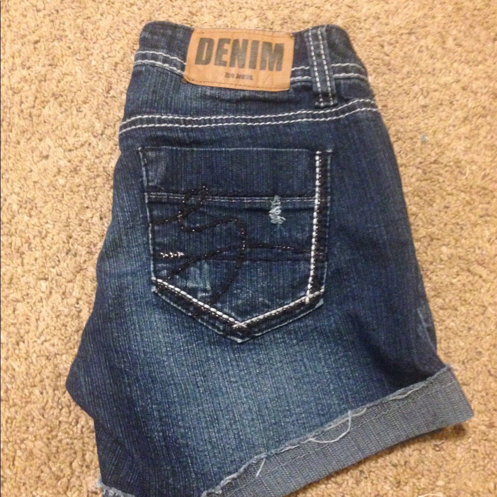 Shorts - Picture 2 of 2