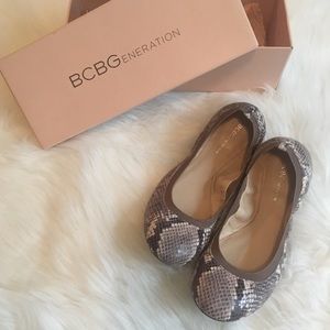 BCBG Shoes//8.5 ballet flats