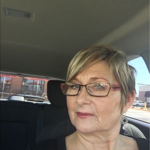 Meet your Posher, Misty