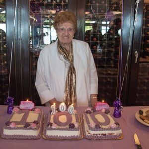 Meet your Posher, Debbie