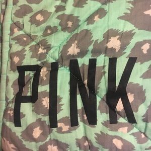 Victoria's Secret PINK Comforter