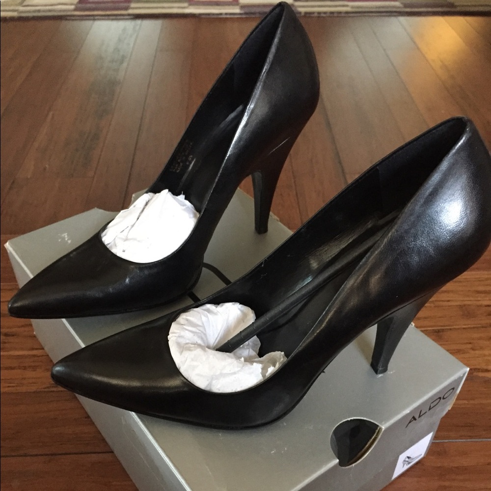Never Worn ALDO Leather Pump Heels