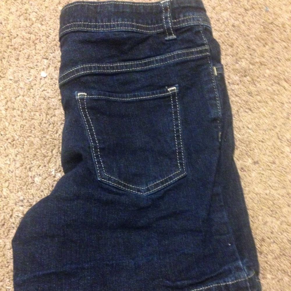 Shorts - Picture 2 of 2