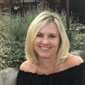 Meet your Posher, Julie