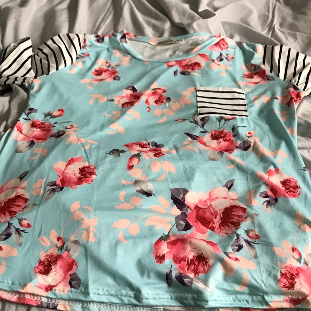 Pretty tee shirt