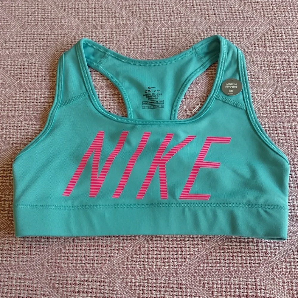 New - Nike Victory Compression Sports Bra.
