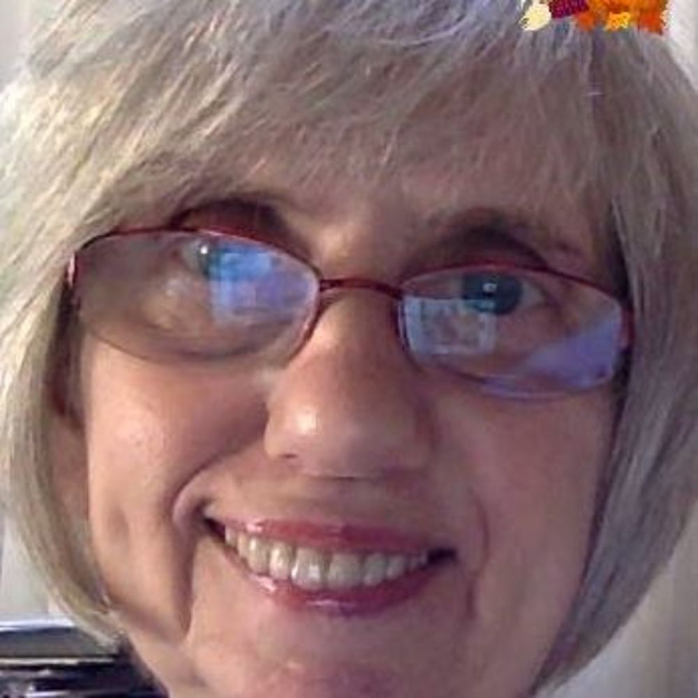 Meet your Posher, Mickie