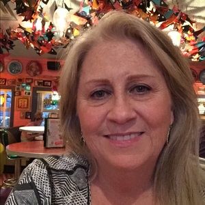 Meet your Posher, Cheryl