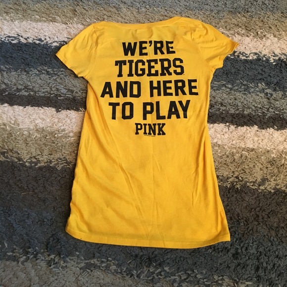 Shirt - Picture 2 of 2