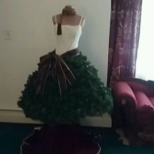 Meet your Posher, Cynthia