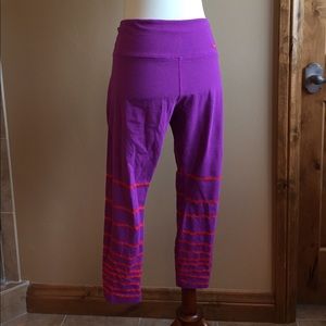 Nike exercise leggings