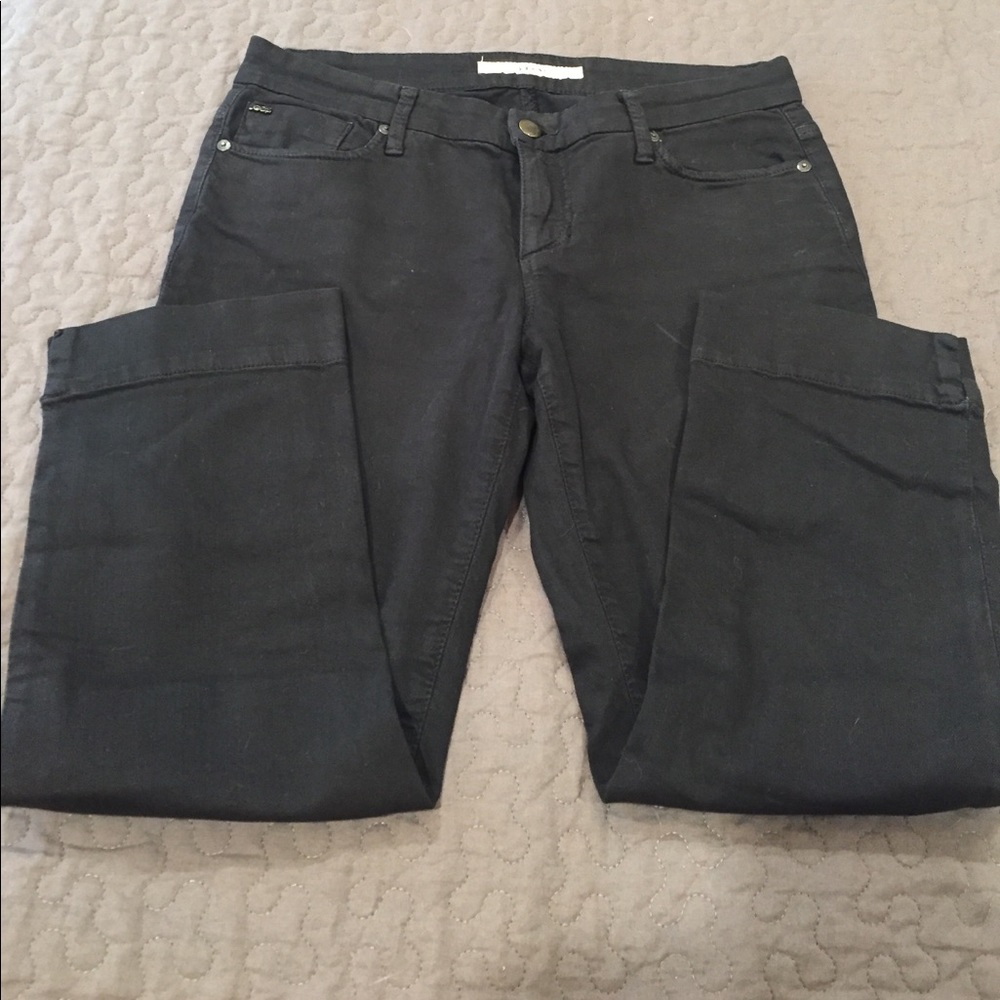 Joe's Jeans black capri pants!