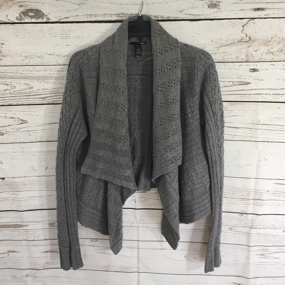 Knitted gray jacket