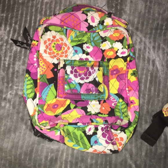More pics of  Vera Bradley Book bag/ lunch box set - Picture 4 of 4