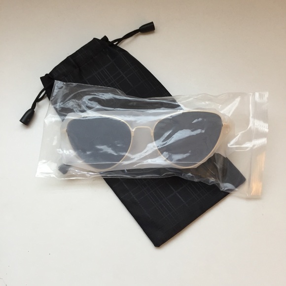 😎Brand New Black Cat Eye Retro Sunglasses 😎 - Picture 7 of 7