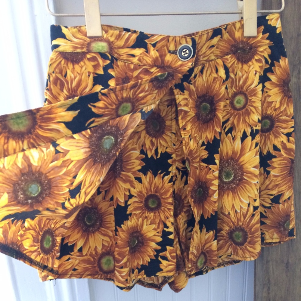 Skort in Perfect Sunflower pattern Made in LA