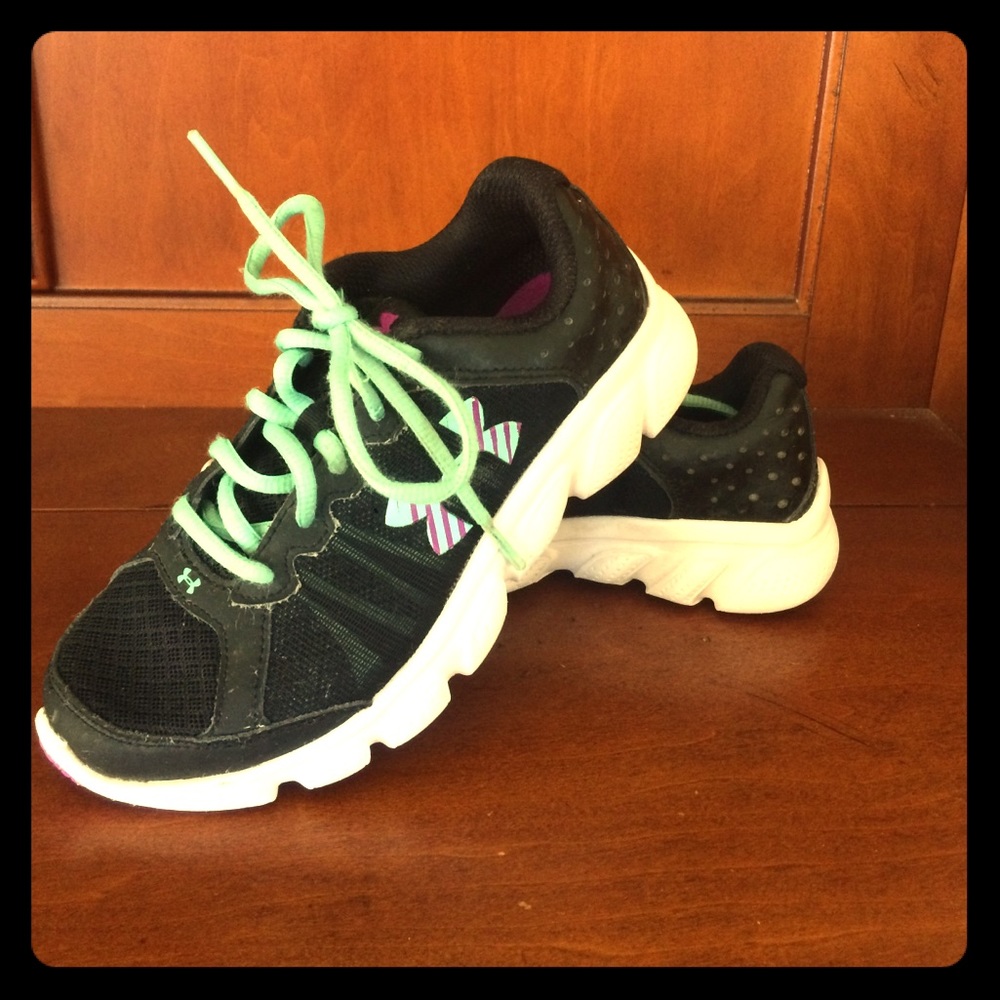 Under Armour Youth Athletic Shoes