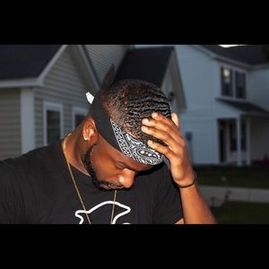 Meet your Posher, Thomas