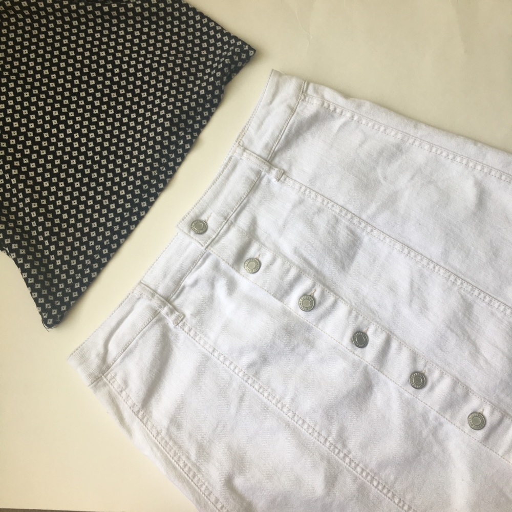 White Mossimo Button Down A-Line Skirt