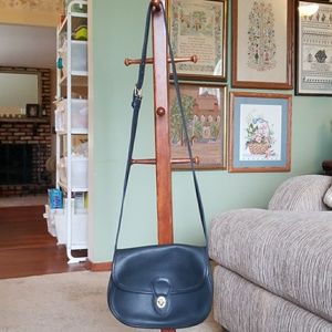 Vintage Leather Coach Bag Excellent Condition