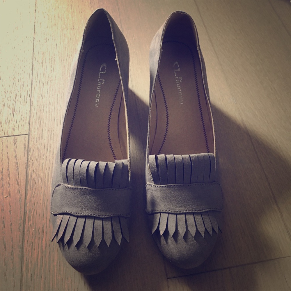 CL by Chinese laundry new suede heels 6.5 beige