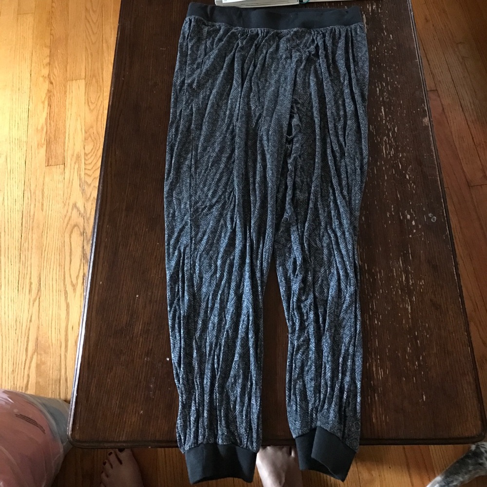 Hollister joggers NWOT