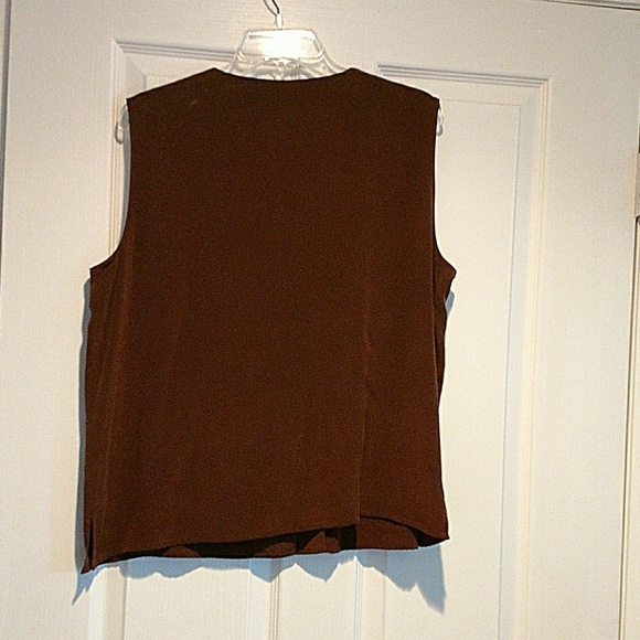 Sleeveless Blouses - Picture 3 of 3