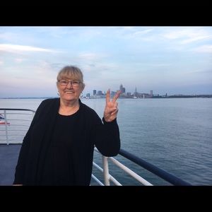 Meet your Posher, Jean