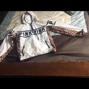 VS PINK ANORAK