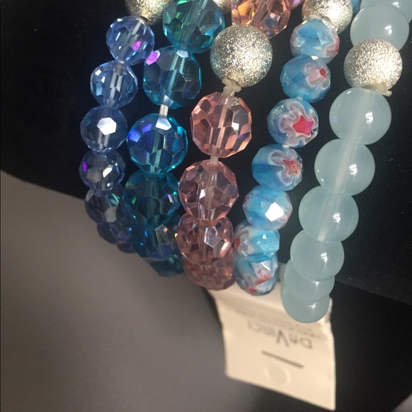 Set of 5 Beaded Bracelets - Picture 3 of 3