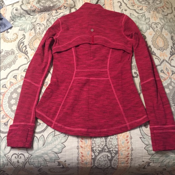 Lululemon define jacket, size 4 ~~ like new! - Picture 3 of 4