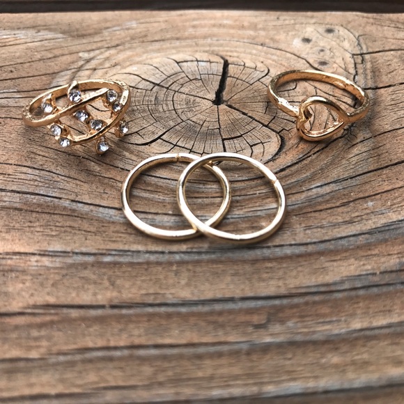 ♡ Crystal Heart ♡ Midi Rings GIFT SET - Picture 4 of 6