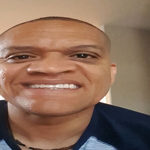 Meet your Posher, Derrick