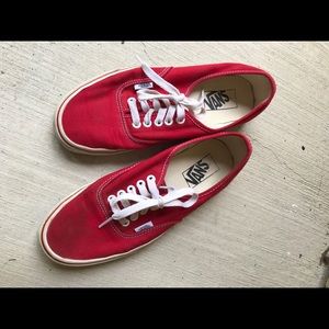 🏷 MOVING SALE 🏷 🎒Size 8.5 Vans (Size 7 Men's)