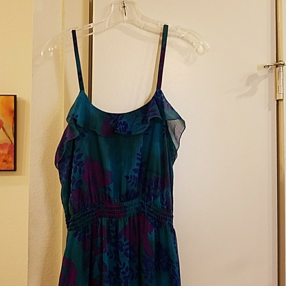 Express Dresses & Skirts - Express flowy maxi dressy