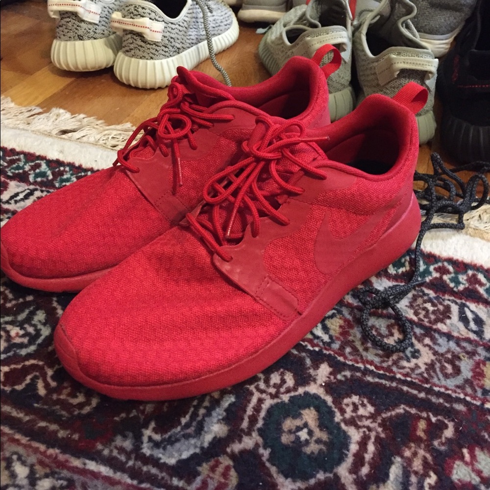 Nike Roshe Red October