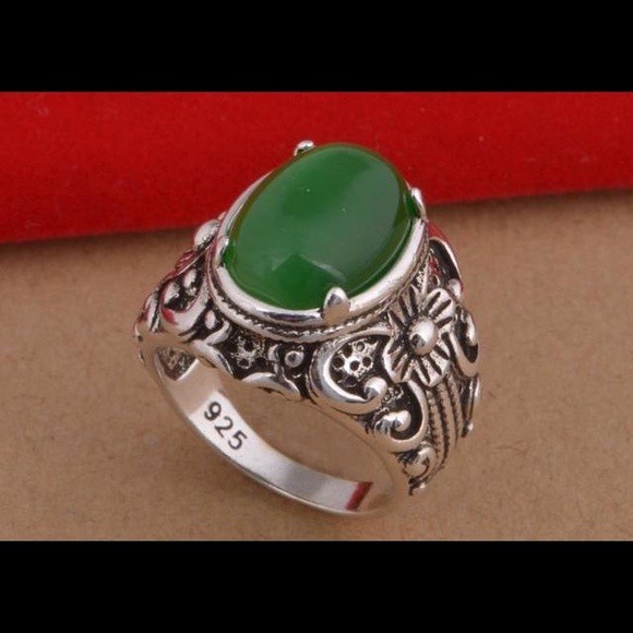💥💥💥Vintage Green Cat's-Eye Ring - Picture 2 of 4