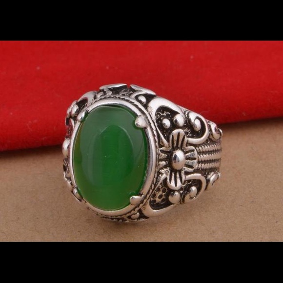 💥💥💥Vintage Green Cat's-Eye Ring - Picture 4 of 4