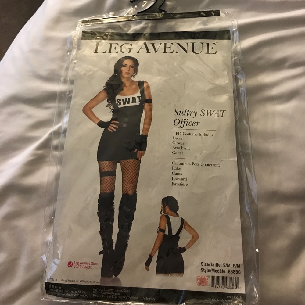 Leg Avenue "Sultry Swat Officer" costume