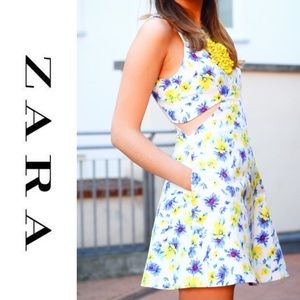 LAST CHANCE | Zara White Floral Dress