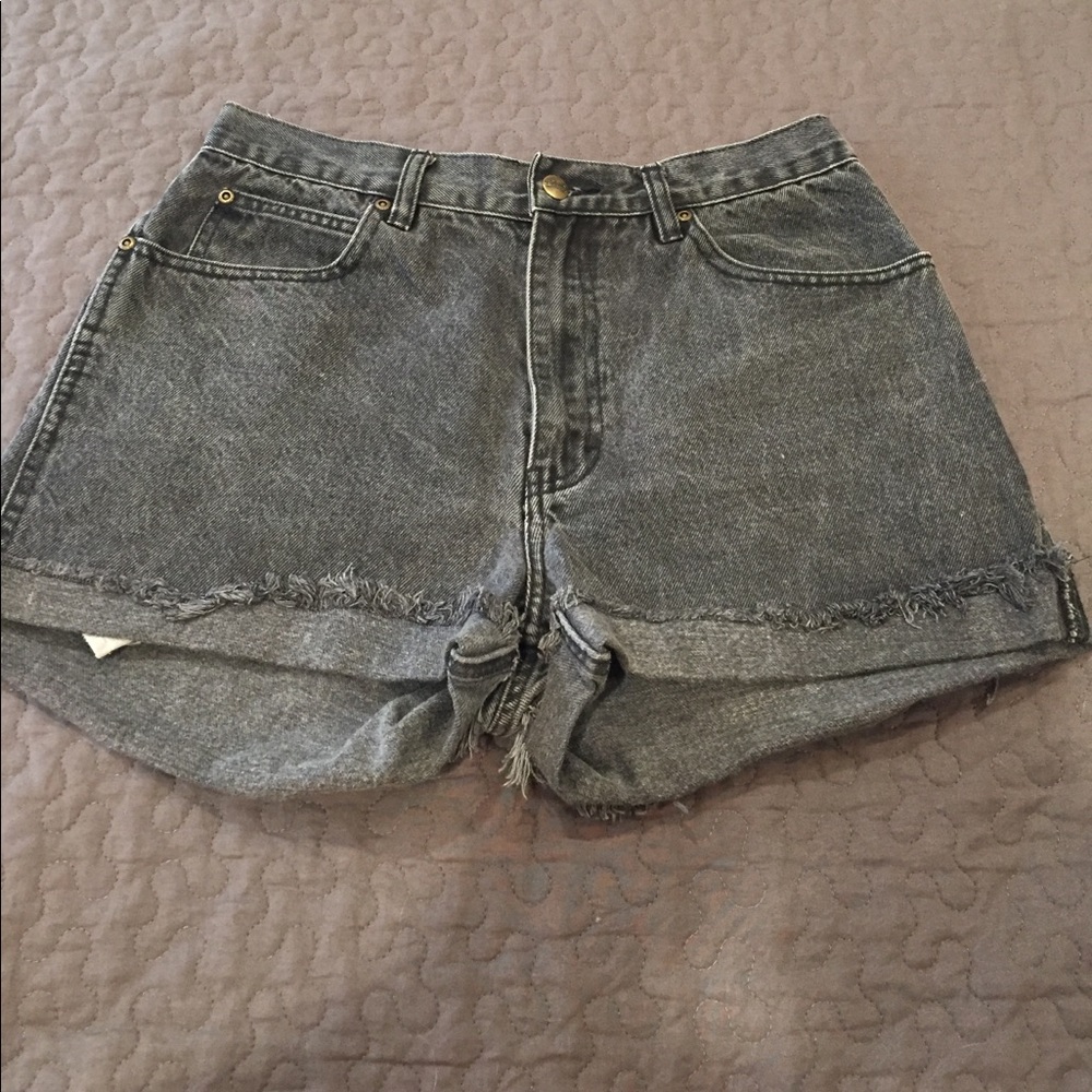 Cute cut off jean shorts!