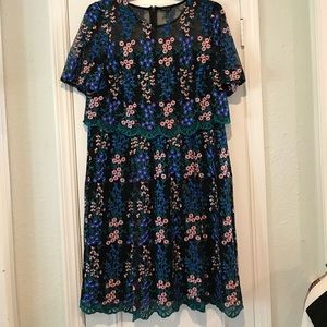 Floral Lace Midi Dress