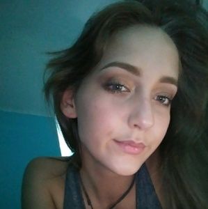 Meet your Posher, Michaela