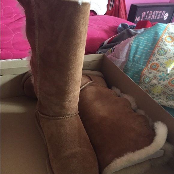 Uggs boots - Picture 4 of 6