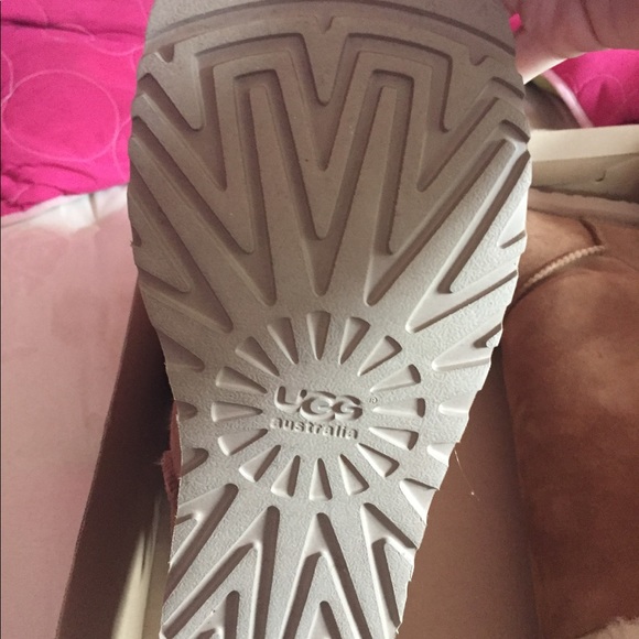 Uggs boots - Picture 5 of 6